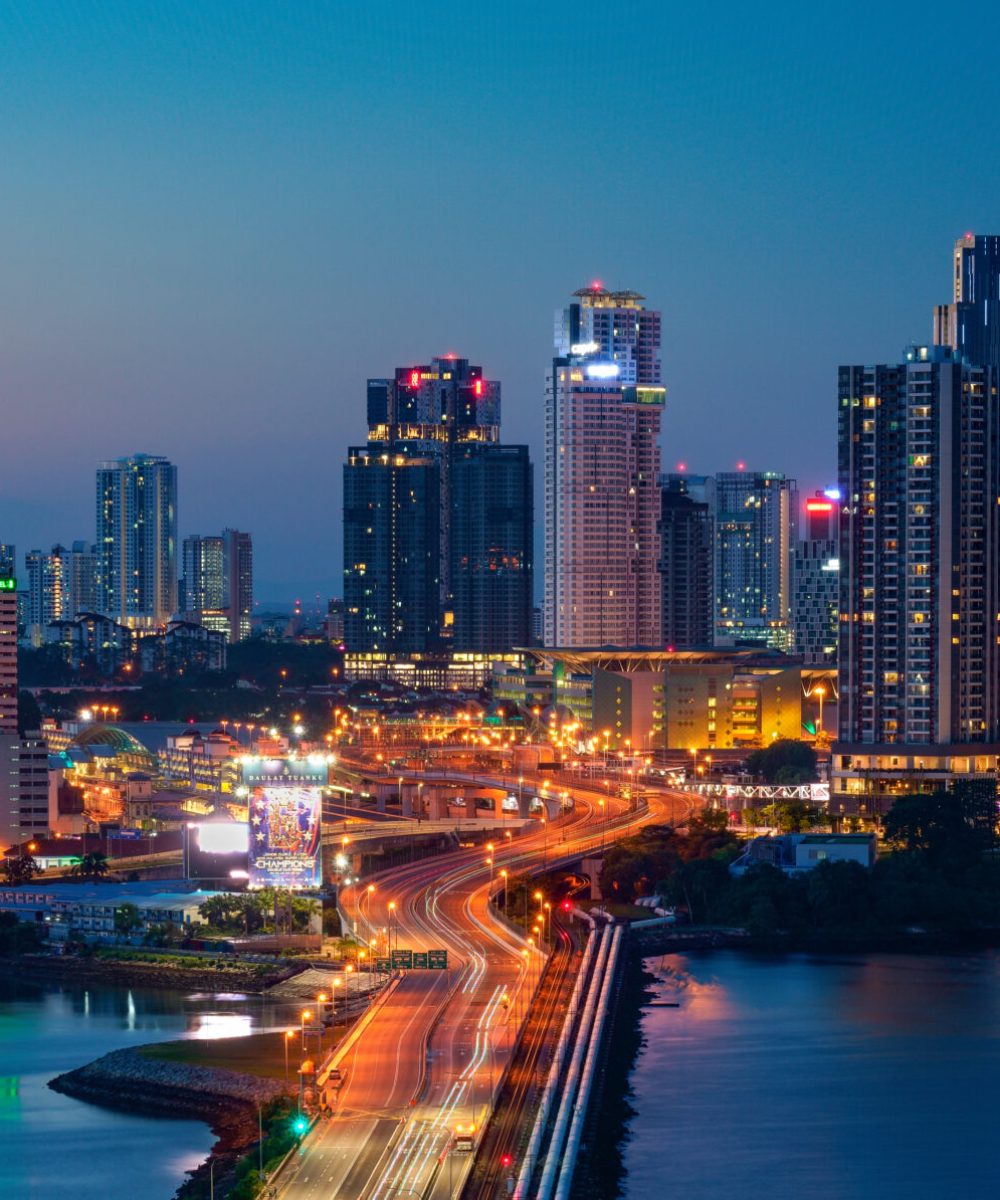Johor_Bahru_skyline_at_night