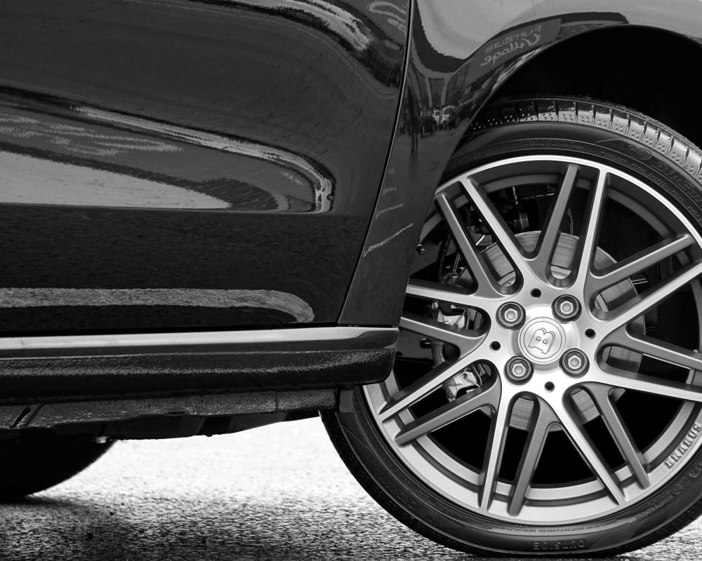 pexels-mikebirdy-250307